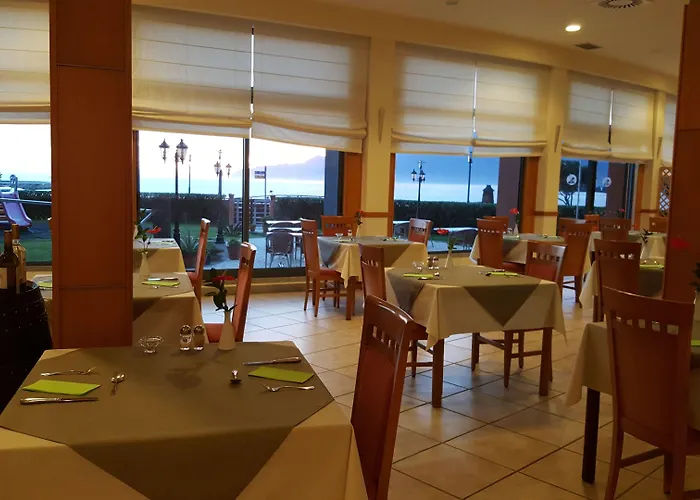 Aqua Natura Bay Hotel Porto Moniz