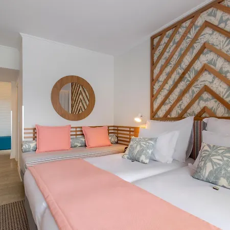 Aqua Natura Bay 莫尼兹港