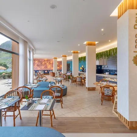 Aqua Natura Bay 莫尼兹港