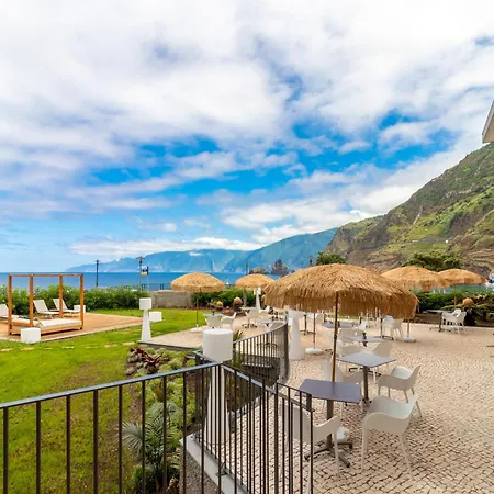 Aqua Natura Bay 4* 포르투모니즈