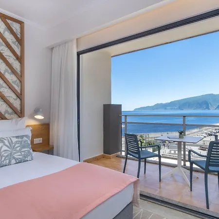 Aqua Natura Bay 莫尼兹港