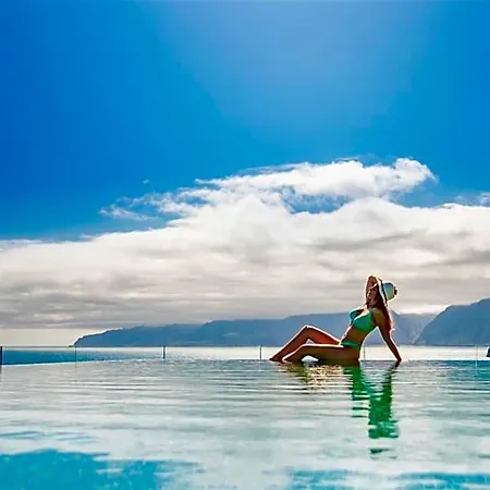 Hotel Aqua Natura Bay 4*