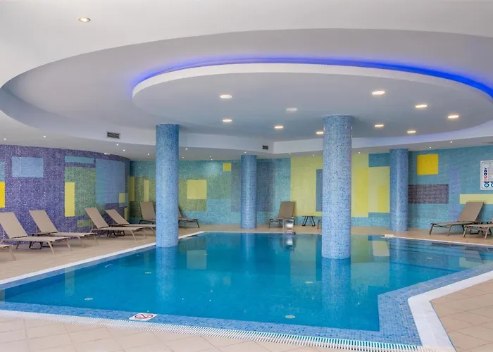 Aqua Natura Bay מלון