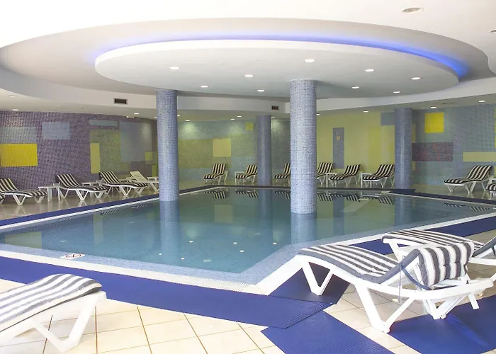 Hotel Aqua Natura Bay 4*